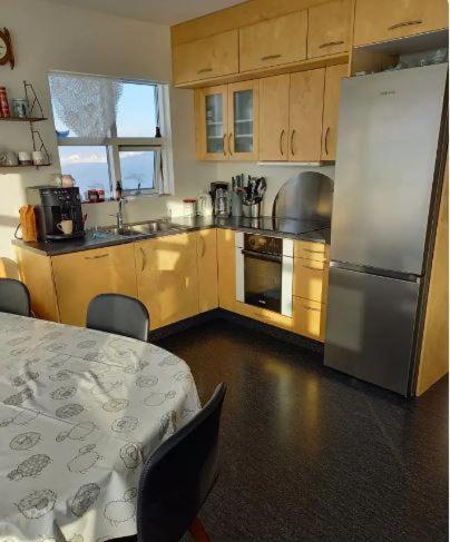 Appartement Efri Foss à Stadur Extérieur photo